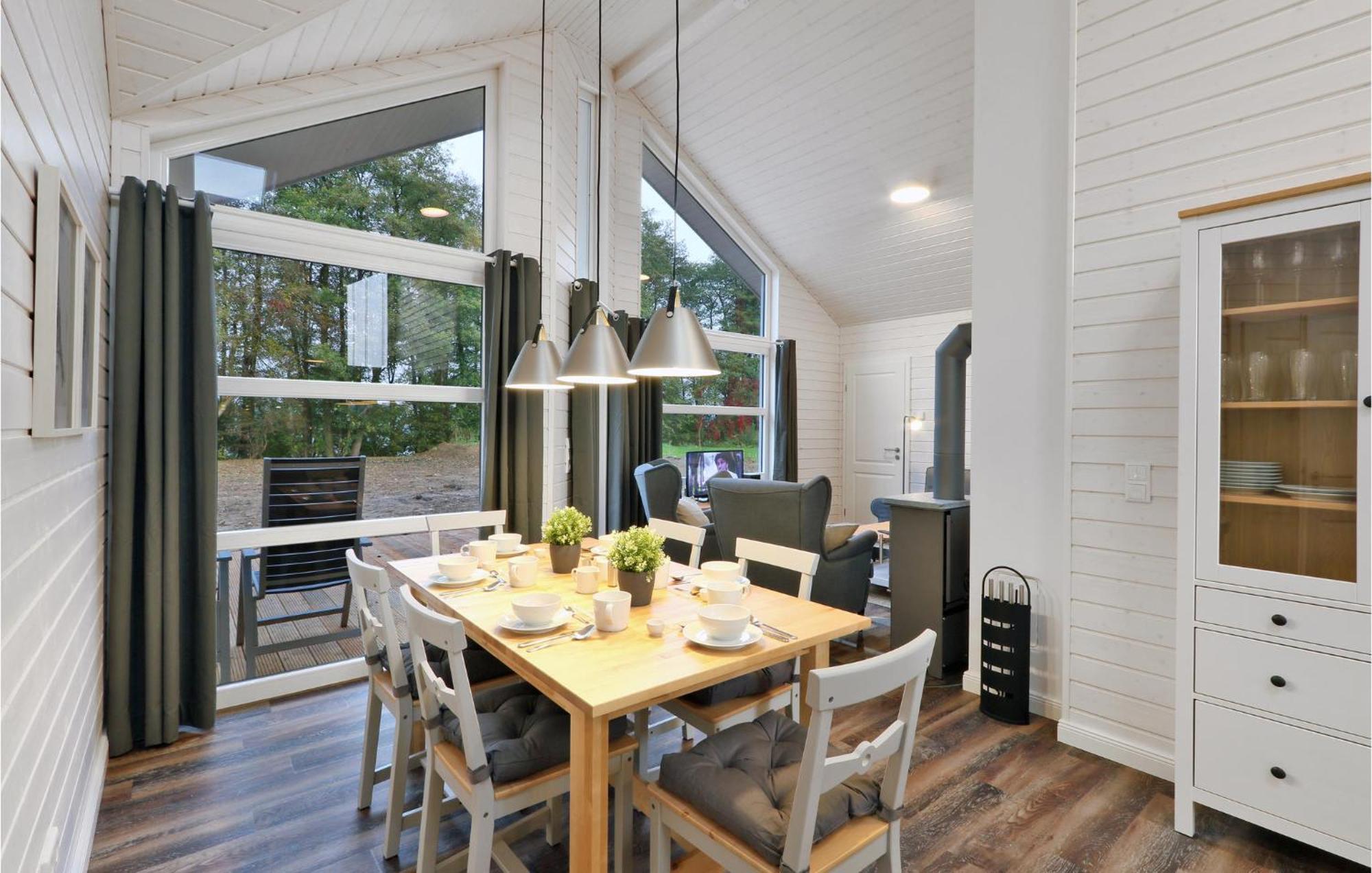 3 Bedroom Stunning Home In Krems Ii-Warderbrueck Gols Ngoại thất bức ảnh
